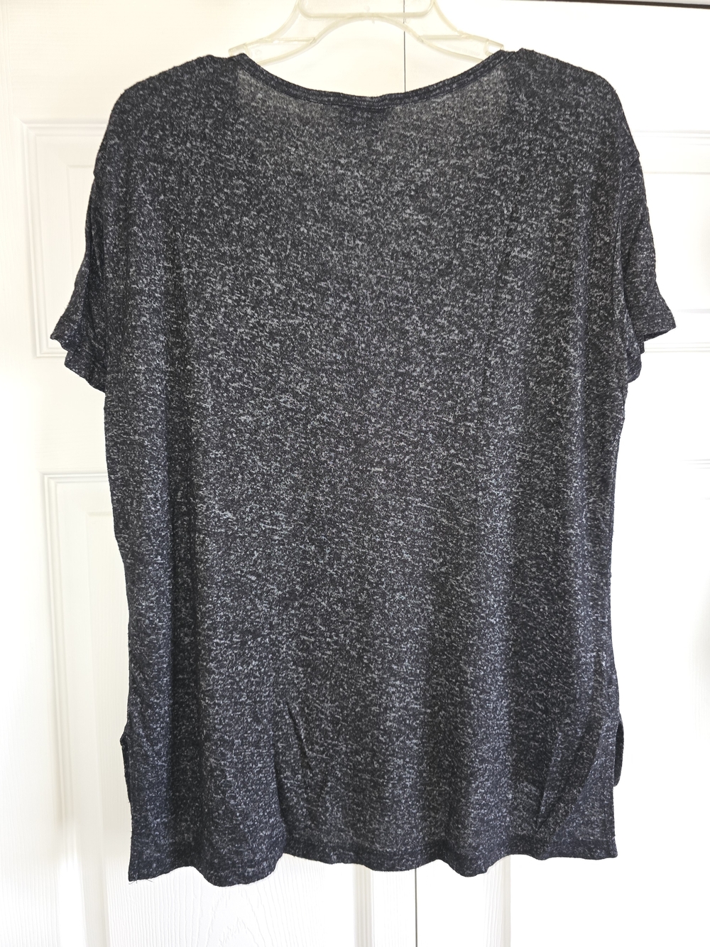 Abound Charcoal V-Neck Short Sleeve Top Small Medium - Picture 3 of 7